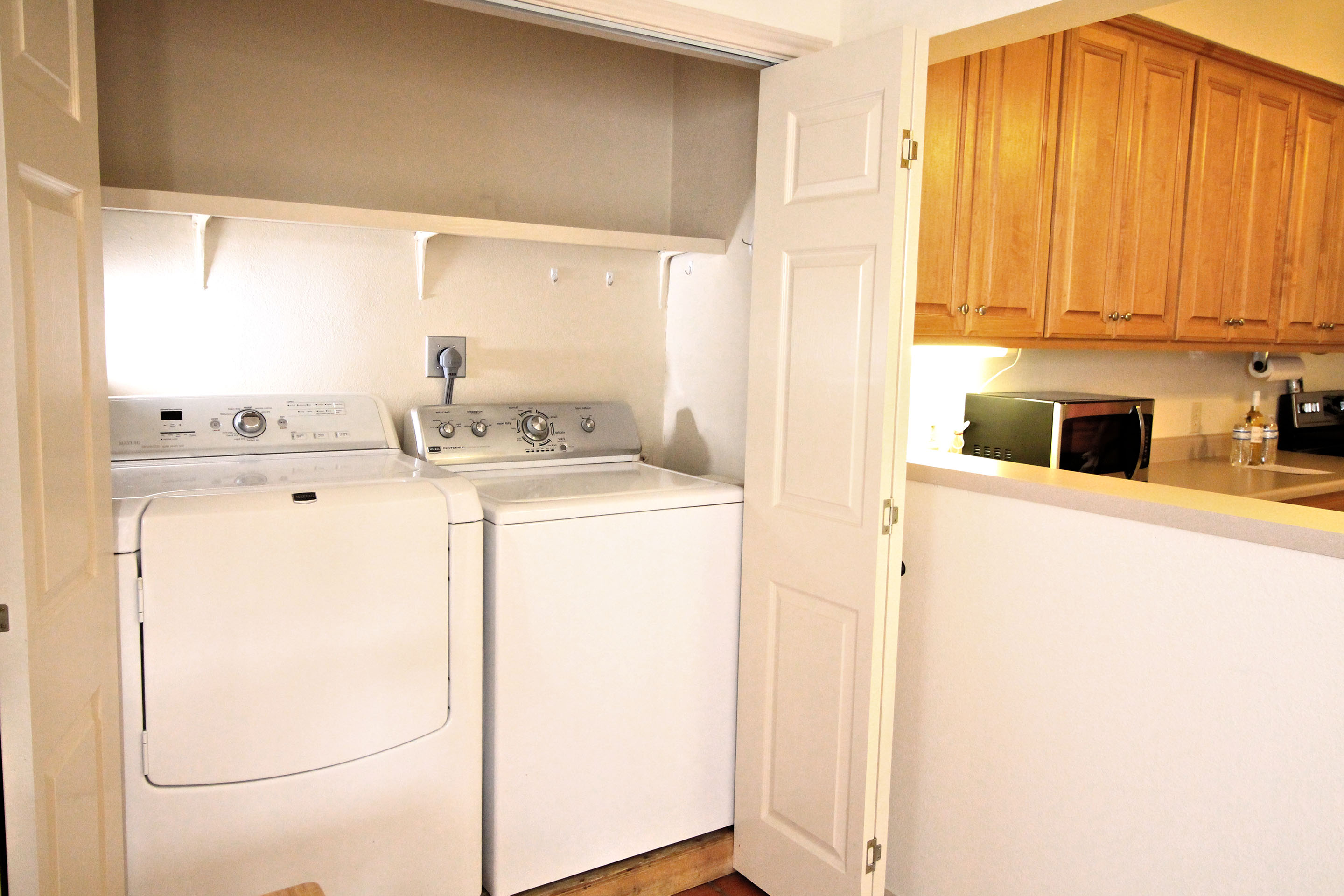 Peach Tree Inn & Suites — photo 16 of 60